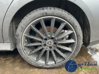 Mercedes Cla-klasse CLA (118.3), Sedan, 2019 1.3 CLA-200 Turbo 16V picture 20