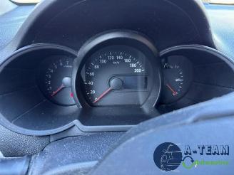 Kia Picanto Picanto (TA), Hatchback, 2011 / 2017 1.0 12V picture 15