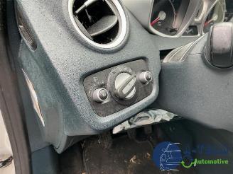 Ford Fiesta Fiesta 6 (JA8), Hatchback, 2008 / 2018 1.25 16V picture 29