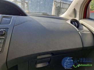 Toyota Yaris Yaris II (P9), Hatchback, 2005 / 2014 1.3 16V VVT-i picture 31