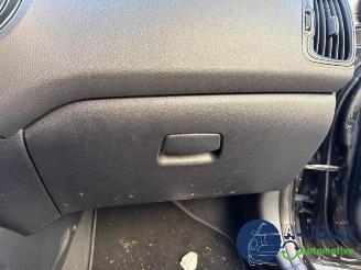 Kia Rio Rio III (UB), Hatchback, 2011 / 2017 1.2 CVVT 16V picture 24