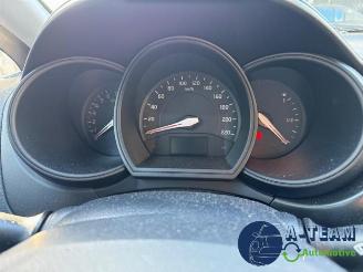 Kia Rio Rio III (UB), Hatchback, 2011 / 2017 1.2 CVVT 16V picture 18