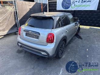 Mini Cooper Mini (F55), Hatchback 5-drs, 2013 1.5 12V Cooper picture 3