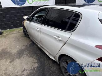 Peugeot 308 308 (L3/L8/LB/LH/LP), Hatchback 5-drs, 2013 / 2021 1.2 12V e-THP PureTech 130 picture 9