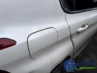 Peugeot 308 308 (L3/L8/LB/LH/LP), Hatchback 5-drs, 2013 / 2021 1.2 12V e-THP PureTech 130 picture 30