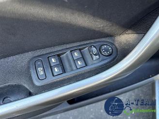 Peugeot 308 308 SW (4E/H), Combi 5-drs, 2007 / 2014 1.6 VTI 16V picture 14