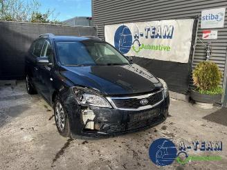 Salvage car Kia Cee d Cee'd Sporty Wagon (EDF), Combi, 2007 / 2012 1.4 16V 2010/1