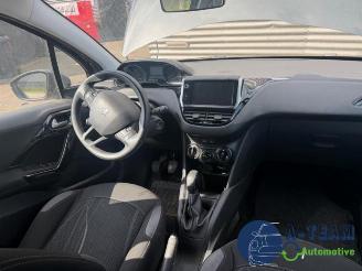 Peugeot 208 208 I (CA/CC/CK/CL), Hatchback, 2012 / 2019 1.2 Vti 12V PureTech 82 picture 5