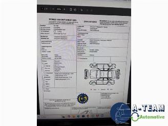 Vrakbiler auto Volkswagen Golf Golf VII (AUA), Hatchback, 2012 / 2021 2.0 TDI 16V 2014/3