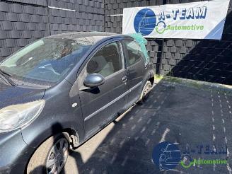 Peugeot 107 107, Hatchback, 2005 / 2014 1.0 12V picture 4