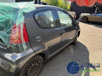 Peugeot 107 107, Hatchback, 2005 / 2014 1.0 12V picture 9