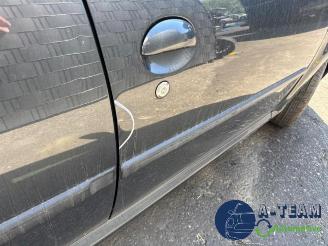 Peugeot 107 107, Hatchback, 2005 / 2014 1.0 12V picture 27