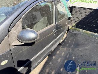 Peugeot 107 107, Hatchback, 2005 / 2014 1.0 12V picture 33