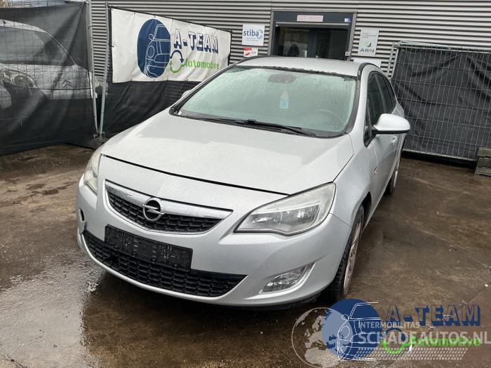 Opel Astra Astra J Sports Tourer (PD8/PE8/PF8), Combi, 2010 / 2015 1.4 16V ecoFLEX