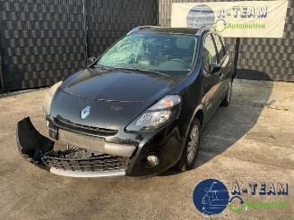 Vrakbiler auto Renault Clio Clio III Estate/Grandtour (KR), Combi, 2007 / 2014 1.2 16V TCE 100 2010/9