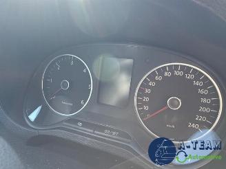 Volkswagen Polo Polo V (6R), Hatchback, 2009 / 2017 1.2 TDI 12V BlueMotion picture 19