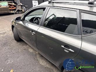 Kia Cee d Cee'd Sporty Wagon (EDF), Combi, 2007 / 2012 1.4 16V picture 5