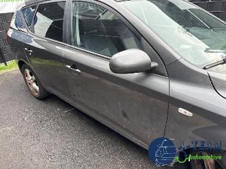 Kia Cee d Cee'd Sporty Wagon (EDF), Combi, 2007 / 2012 1.4 16V picture 25