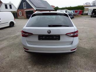 Skoda Superb Superb Combi (3V5), Combi, 2015 1.6 TDI picture 3