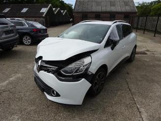 disassembly passenger cars Renault Clio Clio IV Estate/Grandtour (7R), Combi 5-drs, 2012 / 2021 0.9 Energy TCE 12V 2015/1