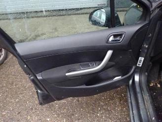 Peugeot 308 308 SW (4E/H), Combi 5-drs, 2007 / 2014 1.6 HDi 16V picture 14