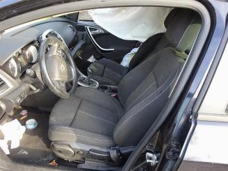 Opel Astra Astra J Sports Tourer (PD8/PE8/PF8), Combi, 2010 / 2015 1.4 Turbo 16V picture 12