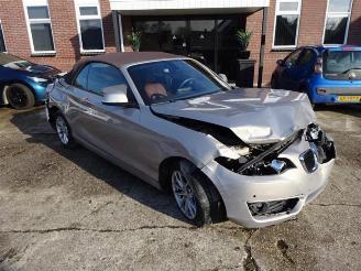 Vrakbiler auto BMW 2-serie 2 serie (F23), Cabrio, 2014 / 2021 218i 1.5 TwinPower Turbo 12V 2017/5
