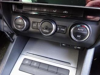 Skoda Octavia Octavia Combi (5EAC), Combi 5-drs, 2012 / 2020 1.6 TDI Greenline 16V picture 11