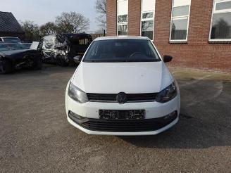 Coche siniestrado Volkswagen Polo Polo V (6R), Hatchback, 2009 / 2017 1.4 TDI 2015/1