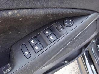 Opel Crossland Crossland (X), SUV, 2017 1.2 Turbo 12V picture 12