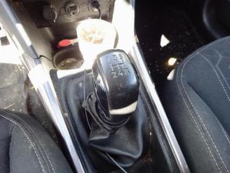 Peugeot 2008 2008 (CU), MPV, 2013 / 2019 1.2 Vti 12V PureTech 82 picture 16