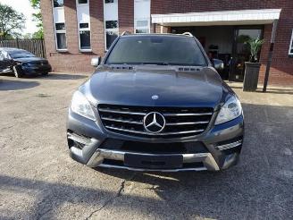 Salvage car Mercedes ML ML III (166), SUV, 2011 / 2015 2.1 ML-250 CDI 16V BlueTEC 4-Matic 2012/5