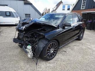 Dezmembrări autoturisme Mercedes ML ML III (166), SUV, 2011 / 2015 3.0 ML-350 BlueTEC V6 24V 4-Matic 2013/10
