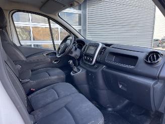 Renault Trafic 2.0 dCi 120 T29 L2H1 DC Business picture 4