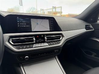 BMW 3-serie 330e High Executive picture 13