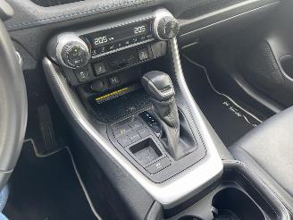 Toyota Rav-4 2.5 Hybrid Bi-Tone picture 17