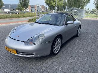 okazja samochody osobowe Porsche 911 Cabrio 3.4 Carrera 2000/10