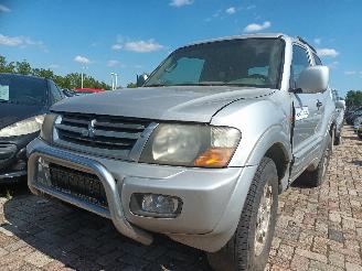 Schadeauto Mitsubishi Pajero Pajero/Shogun Canvas Top (V6/7) Terreinwagen 3.2 DI-D 16V (4M41) [118k=
W]  (10-2001/12-2006) 2002/8