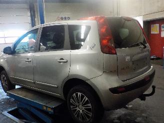 Nissan Note Note (E11) MPV 1.6 16V (HR16DE) [81kW]  (03-2006/06-2012) picture 4
