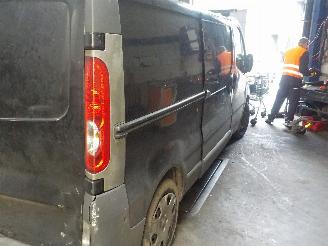 Opel Vivaro Vivaro Van 2.0 CDTI (M9R-782) [66kW]  (08-2006/07-2014) picture 3