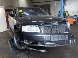 Audi A8 A8 (D3) Sedan 3.7 V8 40V Quattro (BFL) [206kW]  (10-2002/05-2006) picture 2