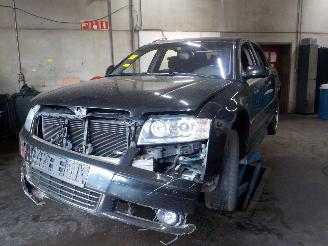 Vrakbiler auto Audi A8 A8 (D3) Sedan 3.7 V8 40V Quattro (BFL) [206kW]  (10-2002/05-2006) 2004