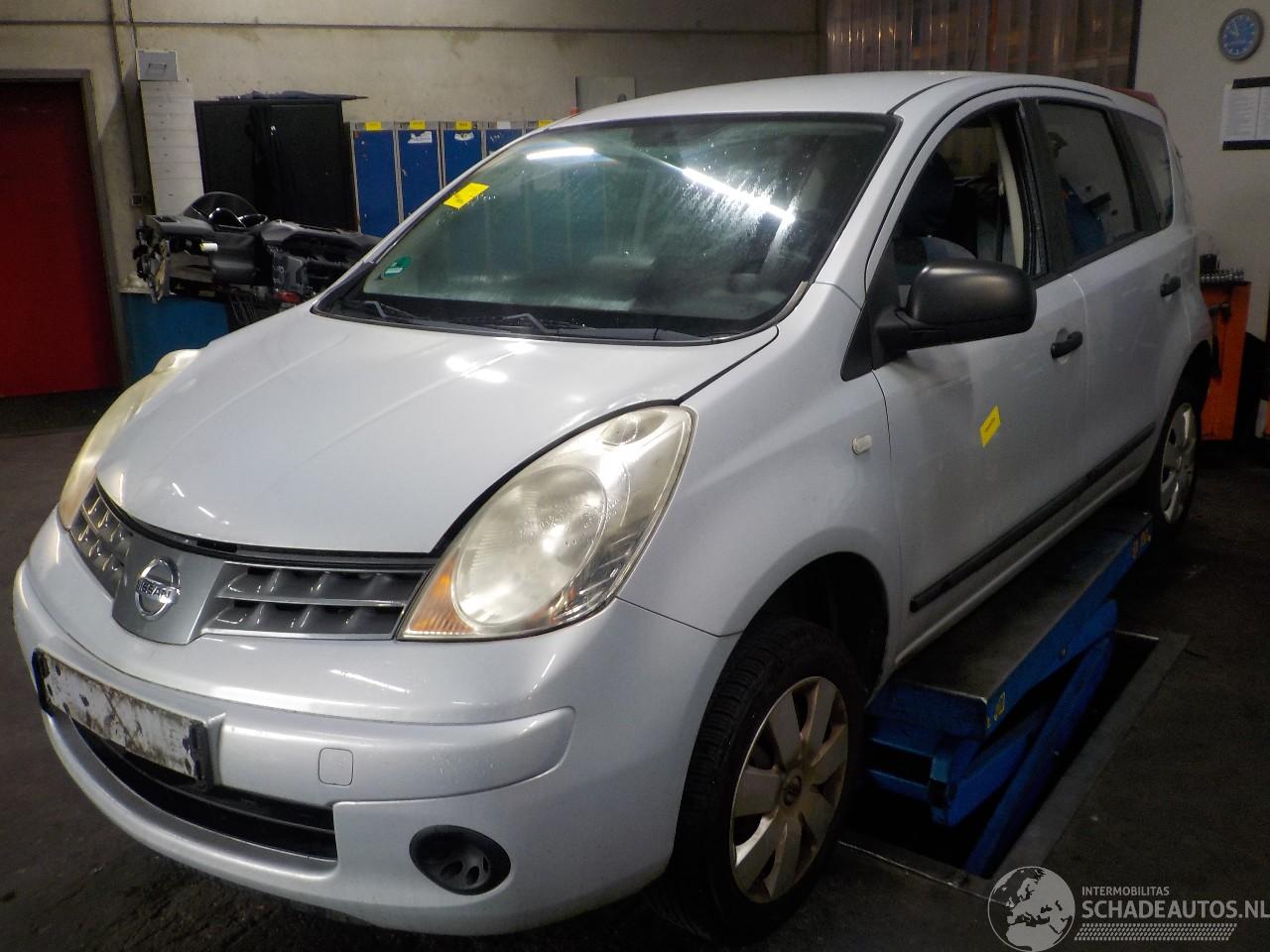 Nissan Note Note (E11) MPV 1.4 16V (CR14DE) [65kW]  (03-2006/06-2012)