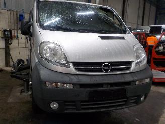 Opel Vivaro Vivaro Van 1.9 DTI 16V (F9Q-760) [74kW]  (08-2001/07-2014) picture 2