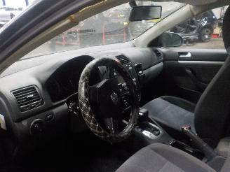 Volkswagen Jetta Jetta III (1K2) Sedan 2.0 FSI 16V (BVY(Euro 4)) [110kW]  (08-2005/10-2=
010) picture 5