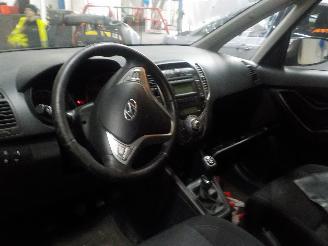 Hyundai Ix20 iX20 (JC) SUV 1.4i 16V (G4FA) [66kW]  (11-2010/07-2019) picture 5