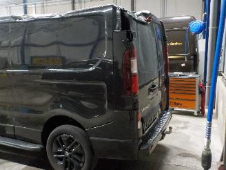 Opel Vivaro Vivaro Van 1.6 CDTi BiTurbo 125 (R9M-452(R9M-D4)) [92kW]  (03-2016/12-=
2019) picture 4