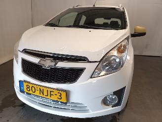 damaged passenger cars Chevrolet Spark Spark (M300) Hatchback 1.0 16V Bifuel (LMT) [48kW]  (07-2010/12-2015) 2010/9