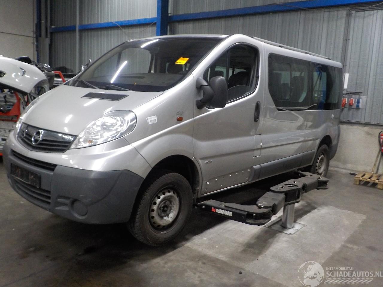 Opel Vivaro Vivaro Bus 2.5 CDTI 16V (G9U-632(Euro 4)) [107kW]  (08-2006/07-2014)