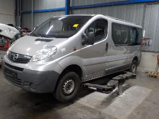 Vrakbiler auto Opel Vivaro Vivaro Bus 2.5 CDTI 16V (G9U-632(Euro 4)) [107kW]  (08-2006/07-2014) 2008